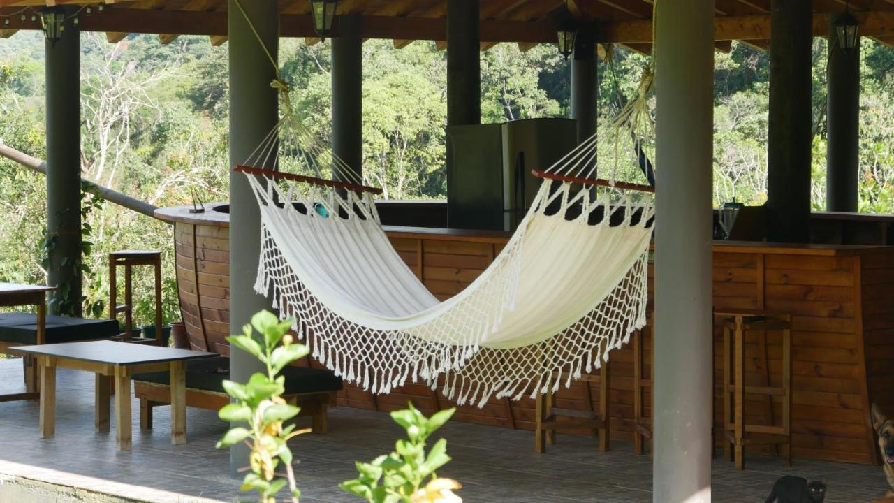 La Perla Negra - Black Pearl Eco Hostel سان رافائيل المظهر الخارجي الصورة